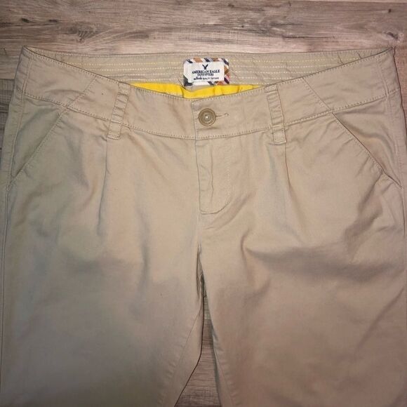 American Eagle Cropped Tan Pants Size 10 - Picture 3 of 6